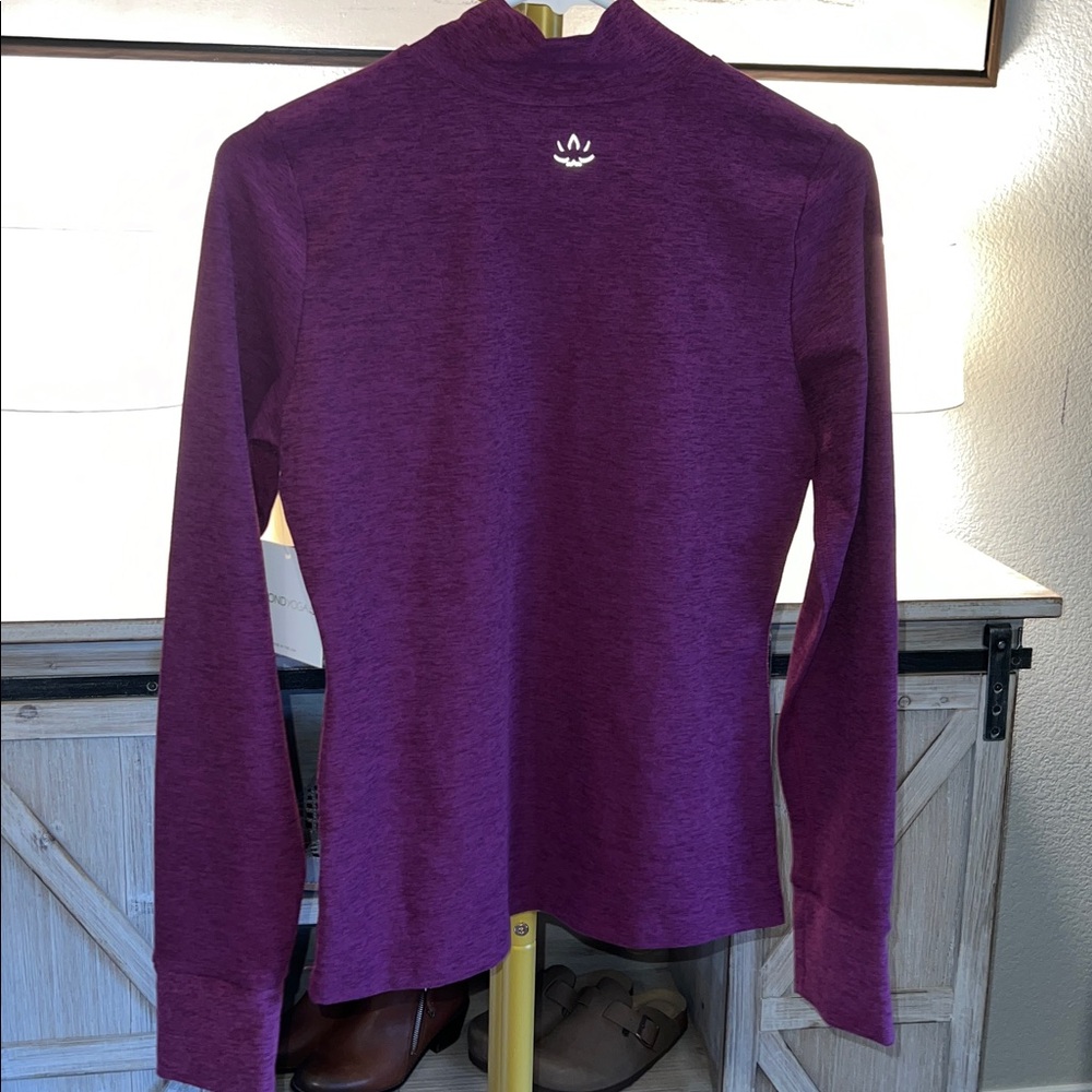 Beyond Yoga Mock Neck Pullover-NWT - Picture 4 of 5